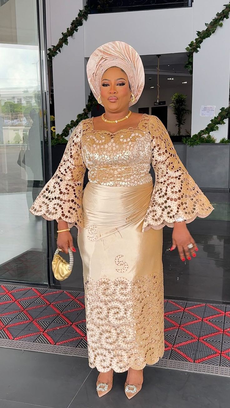 New Blouse Styles for Wrappers