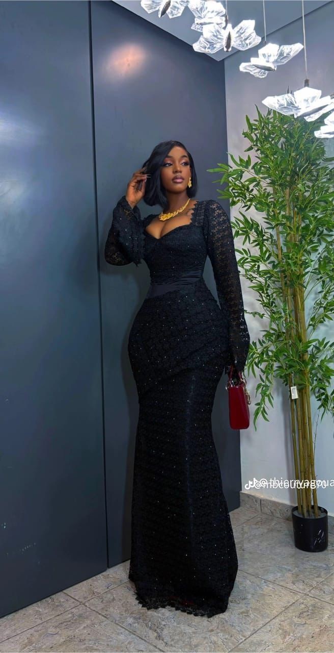 3-yard Lace Long Gown Styles