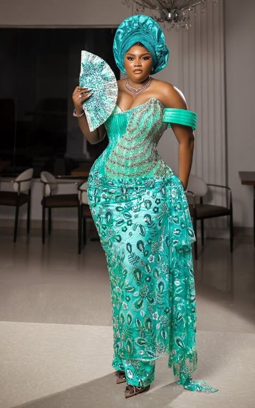Simple Gown Styles With Lace Material
