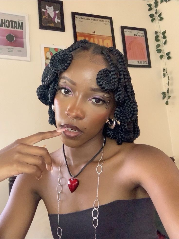 Koroba Hairstyles with Attachment