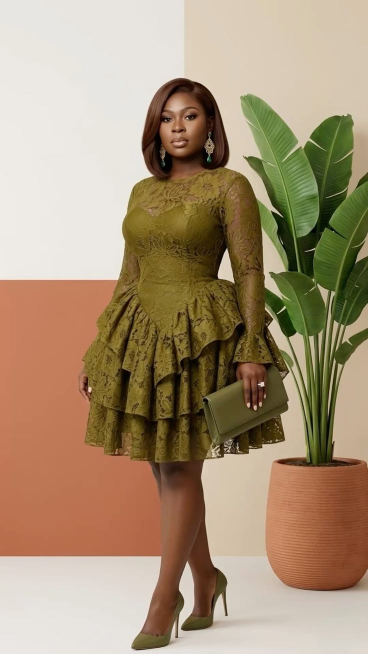 Short Lace Gown Styles for Ladies