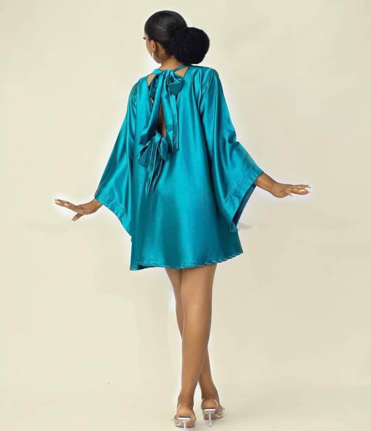 Duchess Short Gown Styles 