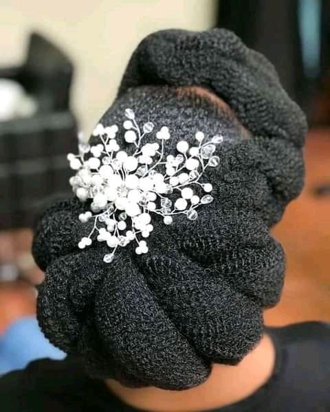 Bridal Hairstyles with Attachment