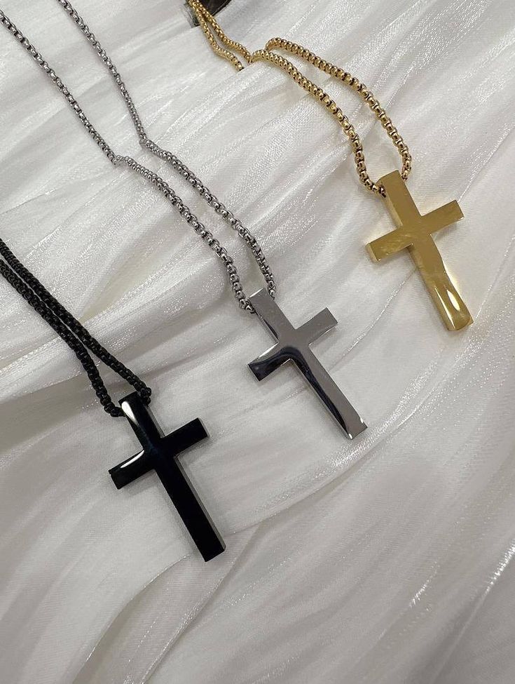 10 Fashion Accessories for Men