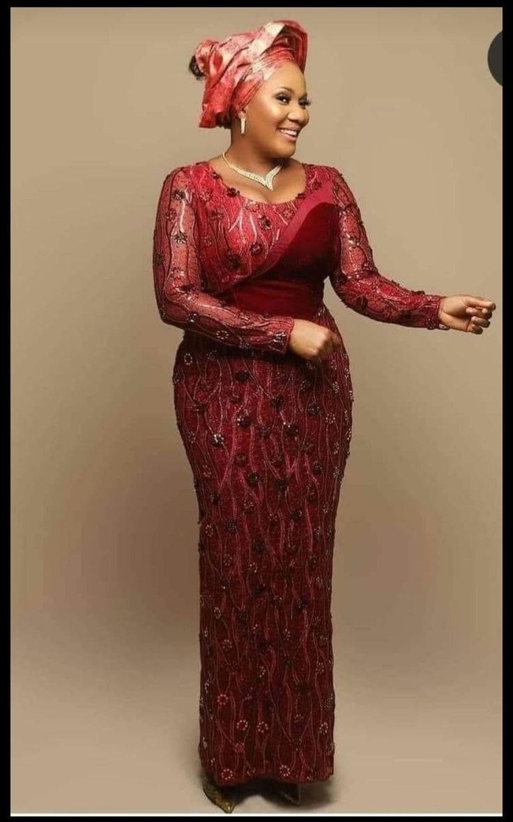 Latest Mature Lace Gown ​
