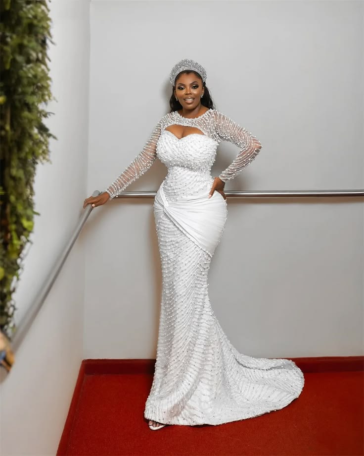 White Lace Gown Styles