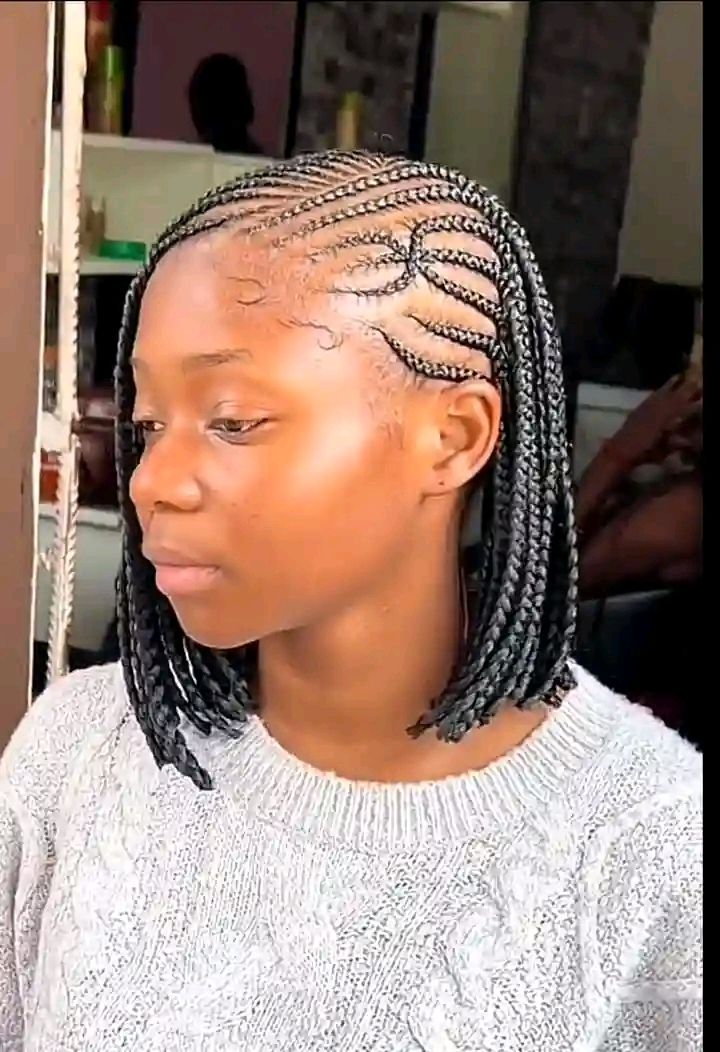 Short All Back Hairstyle with Attachment for Black Girls ​
