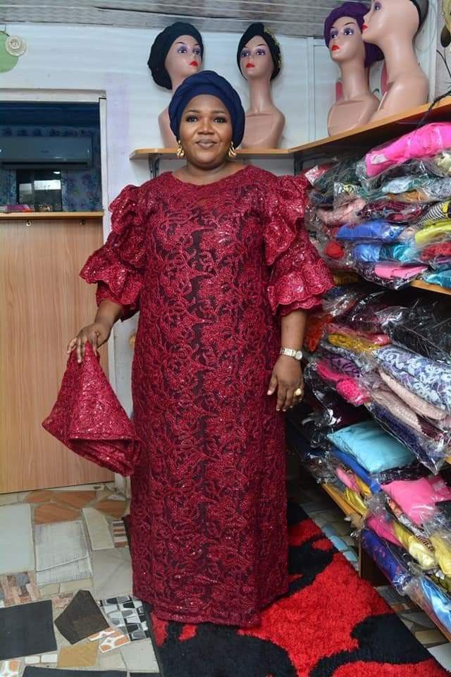 Mature Lace Gown Styles for Weddings ​