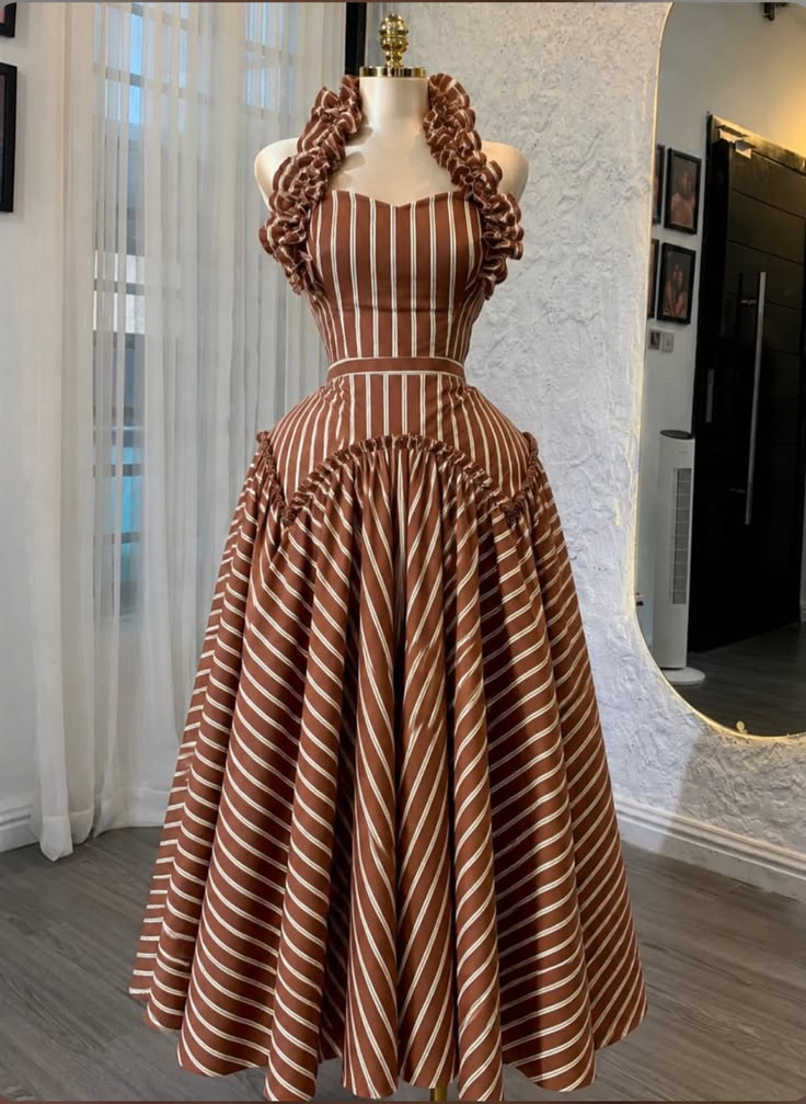 Latest Vintage Gown Styles for Teenagers in Nigeria 