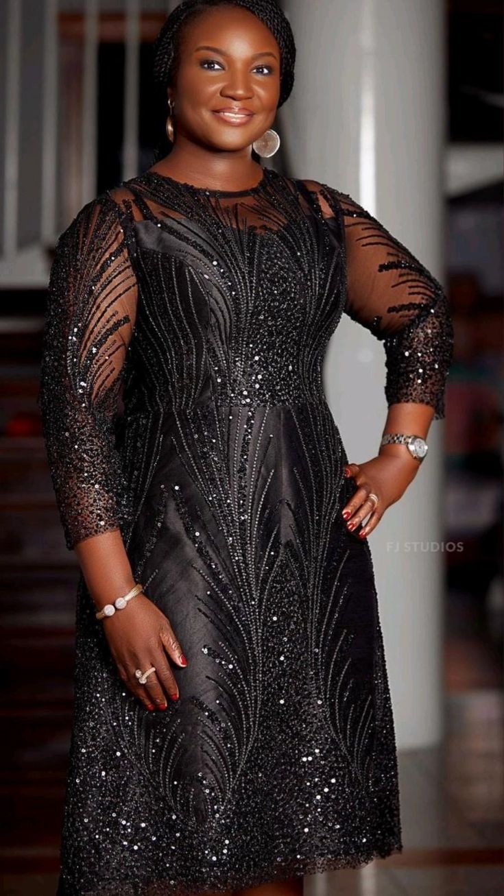 Latest Mature Lace Gown ​