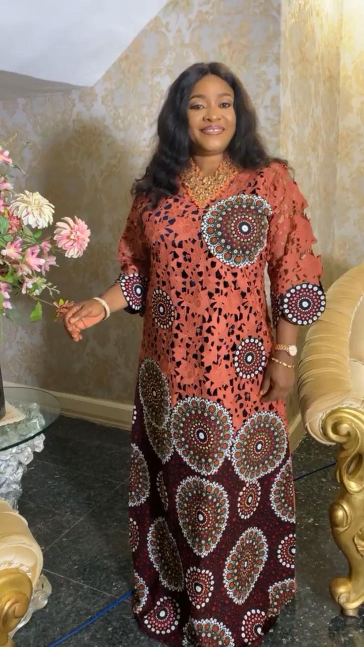 Mature Lace Gown Styles with Material ​
