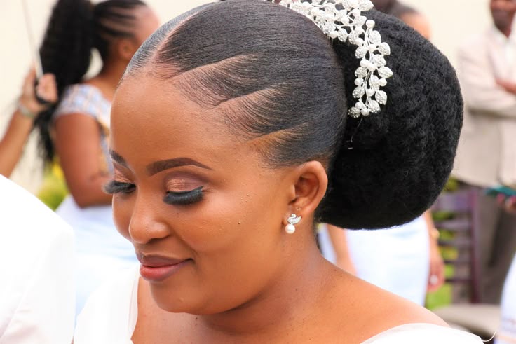 Packing Gel Hairstyles with Kinky Hair 