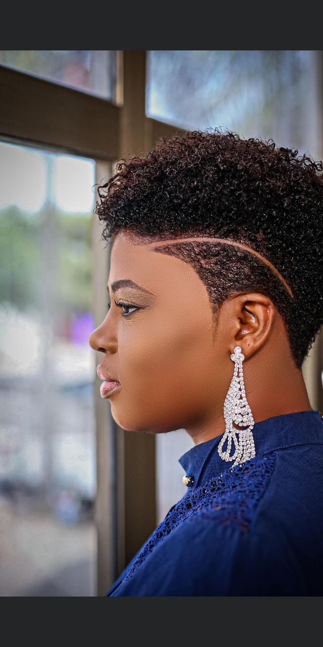 Latest Female Haircut Styles in Nigeria