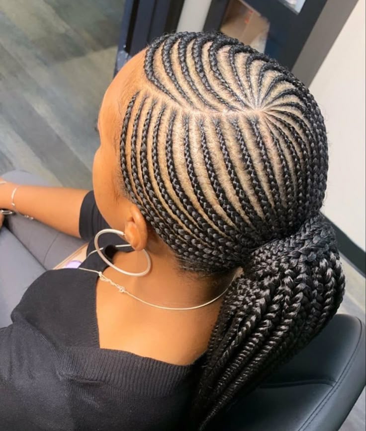 Hairstyles for Ladies with Attachment