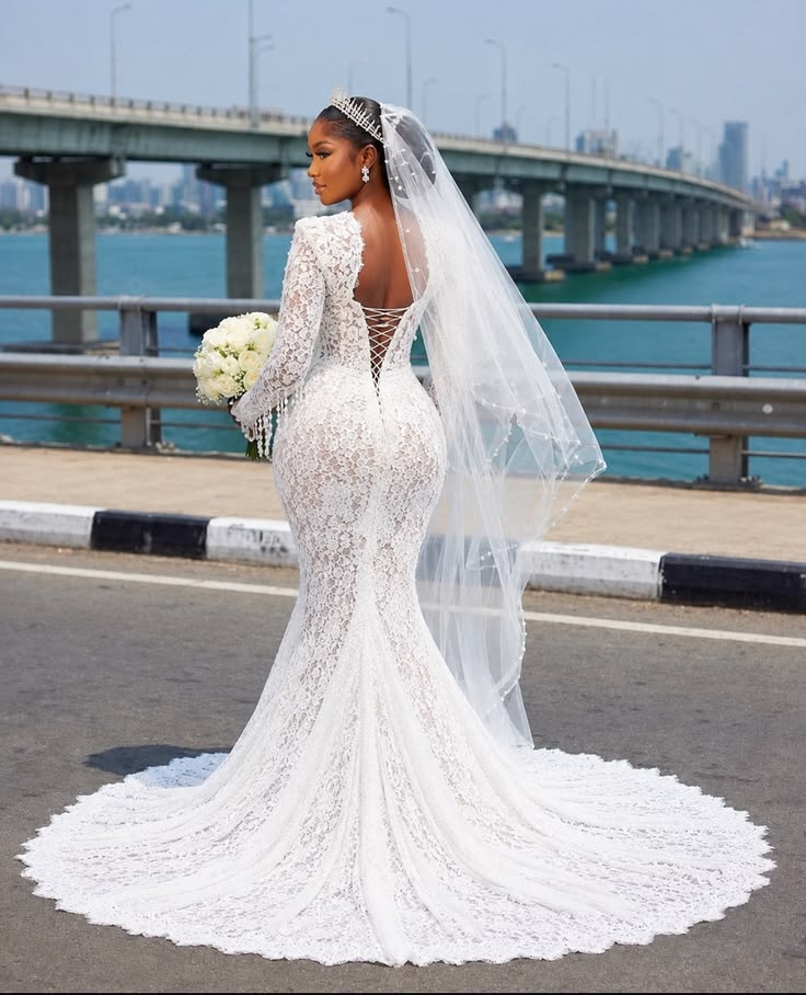 Open-Back Bridal Lace Styles