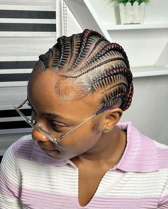 Comfortable Short All Back Hairstyle with Attachment ​