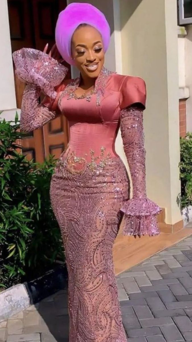 Mature Lace Gown for Married Women ​