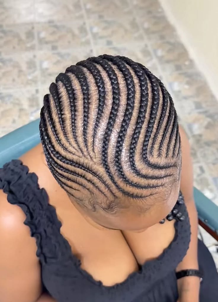 Natural Hair Weaving Styles for Ladies
