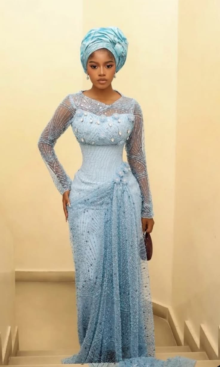 Simple Fine Asoebi Lace Ideas 