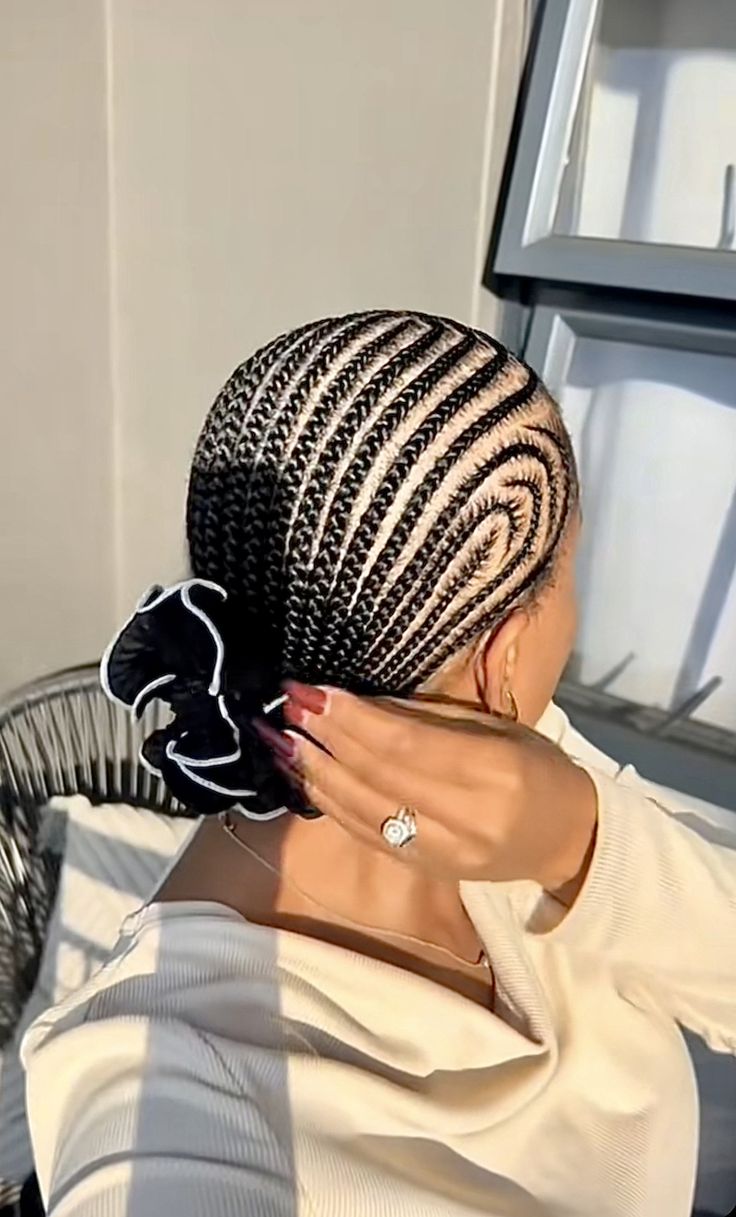 Simple Natural Hair Weaving Styles ​