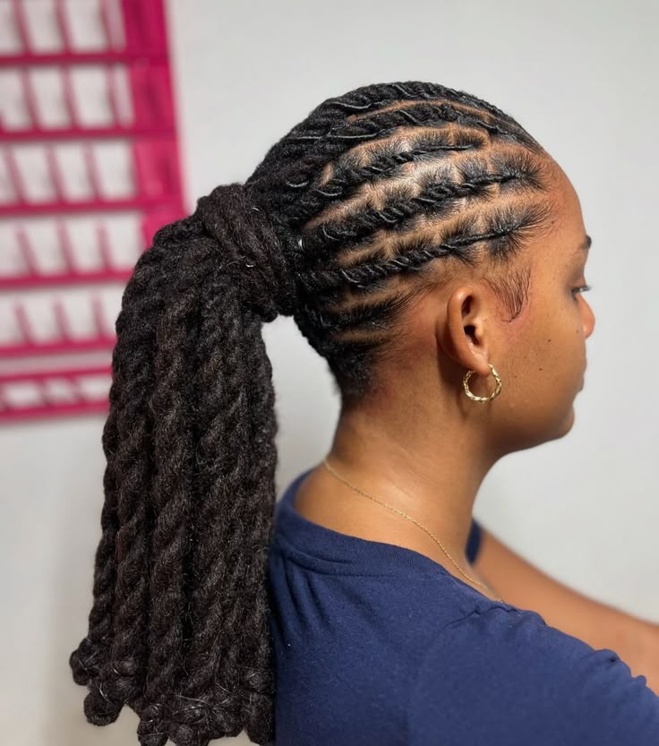 Hair Styles Without Attachments for Ladies ​