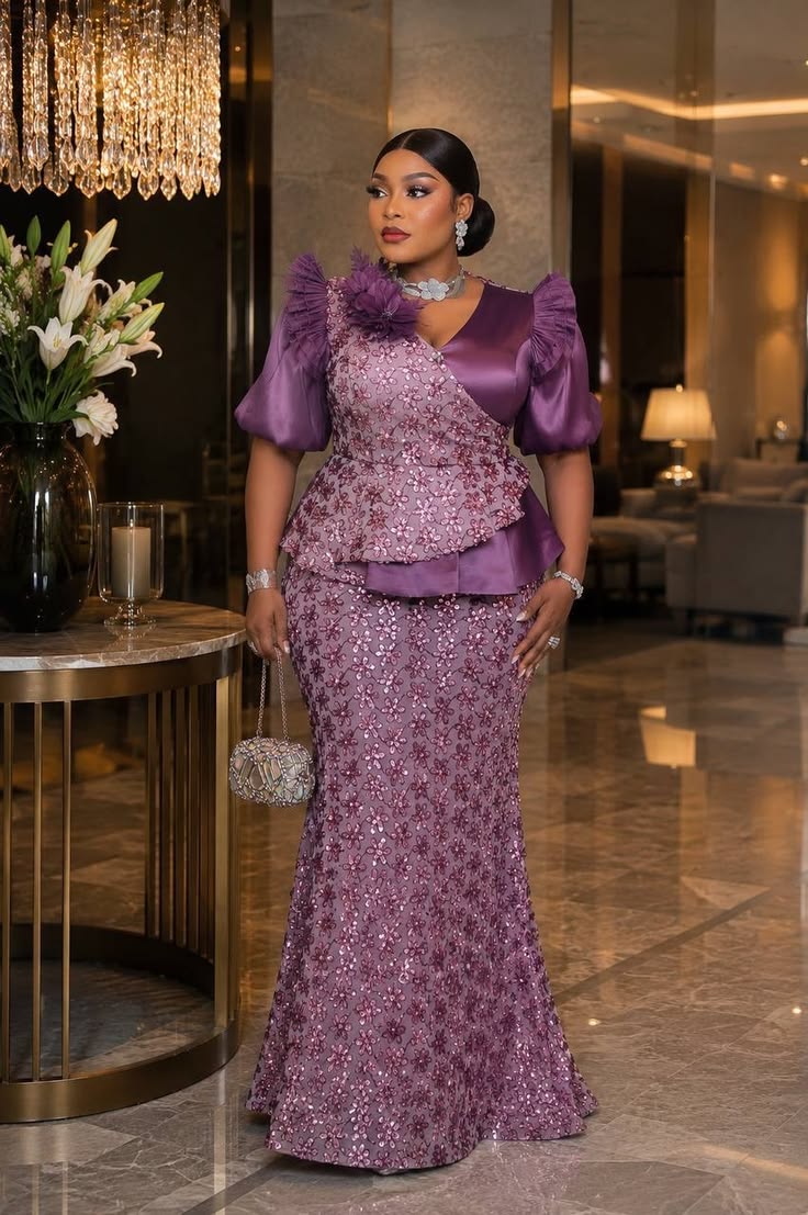 Straight Skirt and Blouse Lace Styles