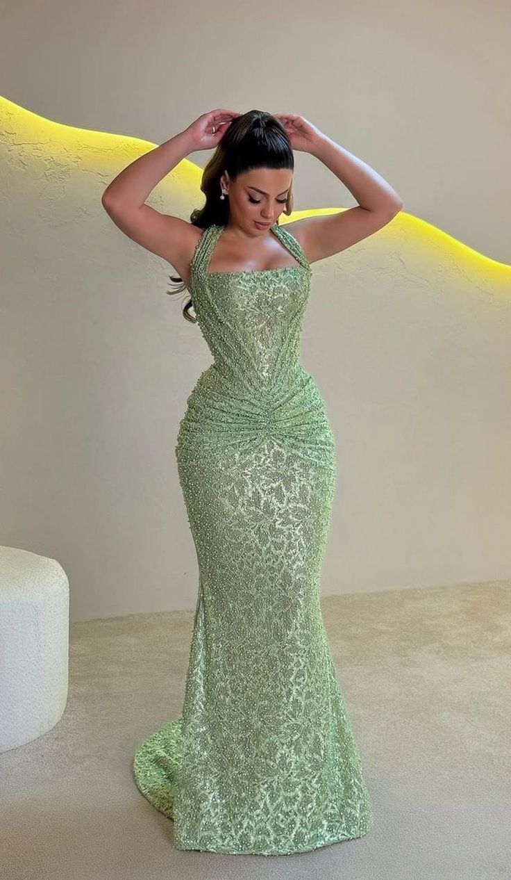 Asoebi Lace Styles for Slim Ladies 