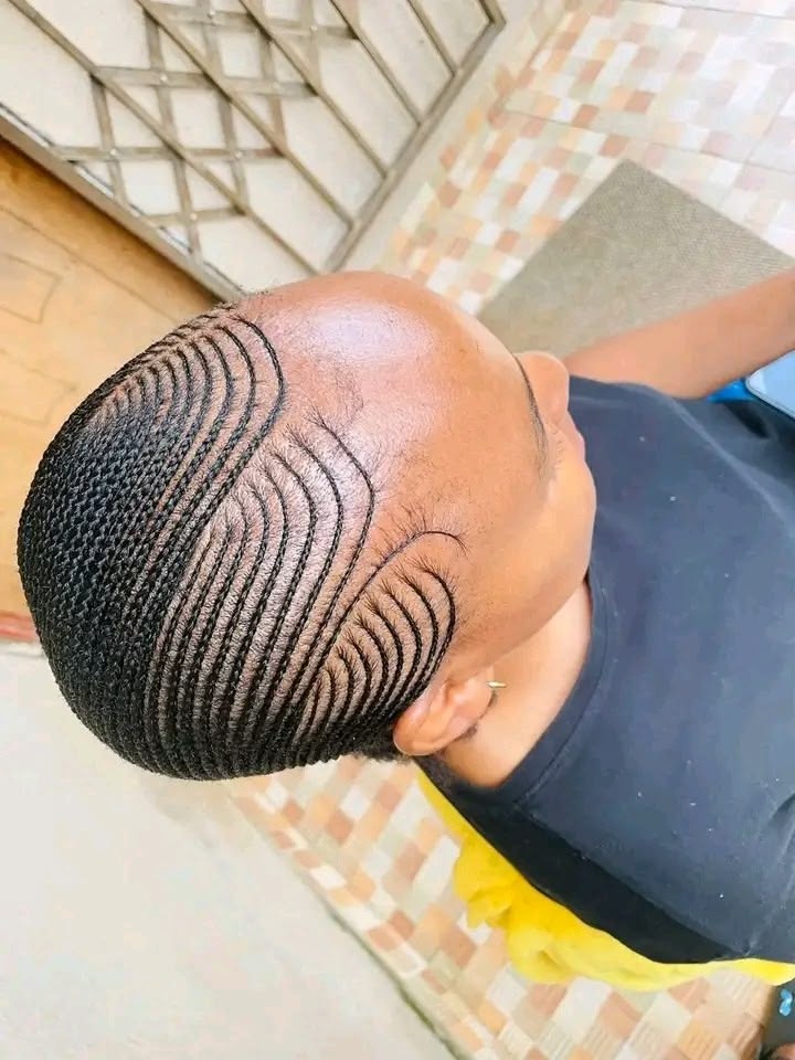 Other Gorgeous Natural Hairstyles Without Attachment