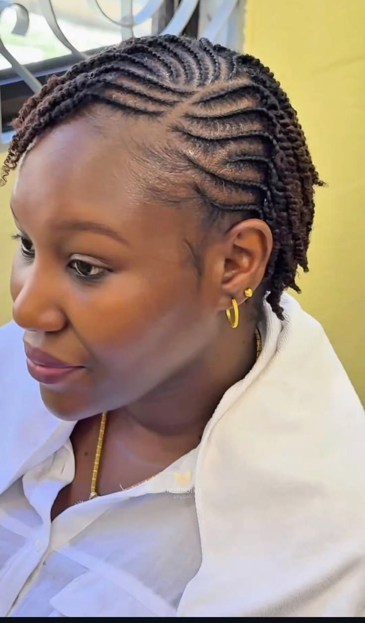 Natural Hair Weaving Styles for Short Hair ​
