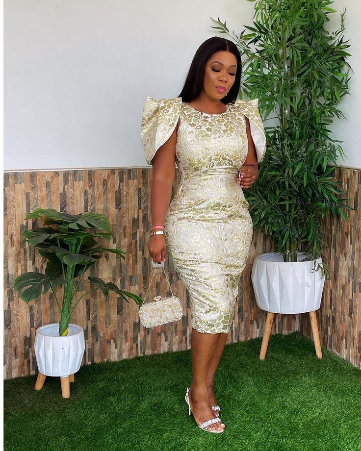 2 Yards Brocade Styles for Ladies
